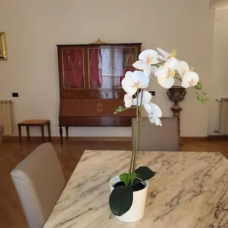 Apartman Tra Mare E Castello *