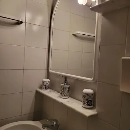Tra Mare E Castello Apartman La Spezia
