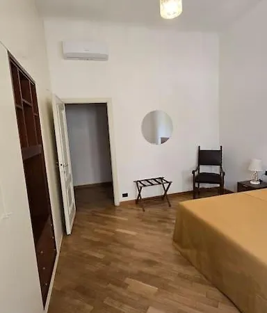 Tra Mare E Castello *